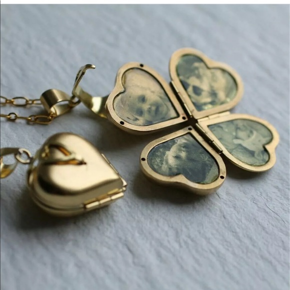 Urban Outfitters Jewelry Vintage Folding Heart Locket Necklace
